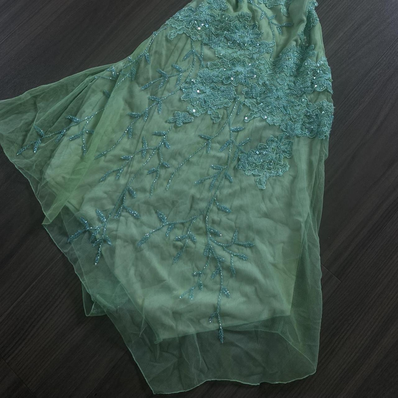 Vintage Green V-neck Straps Sleeveless Sequined Lace Irregular Skirt Prom Dress Evening Dress TP2531
