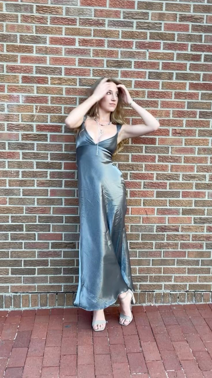 Elegant Silver-grey V-neck Sheath Satin Long Party Dress Evening Dress Prom Dress TP2751