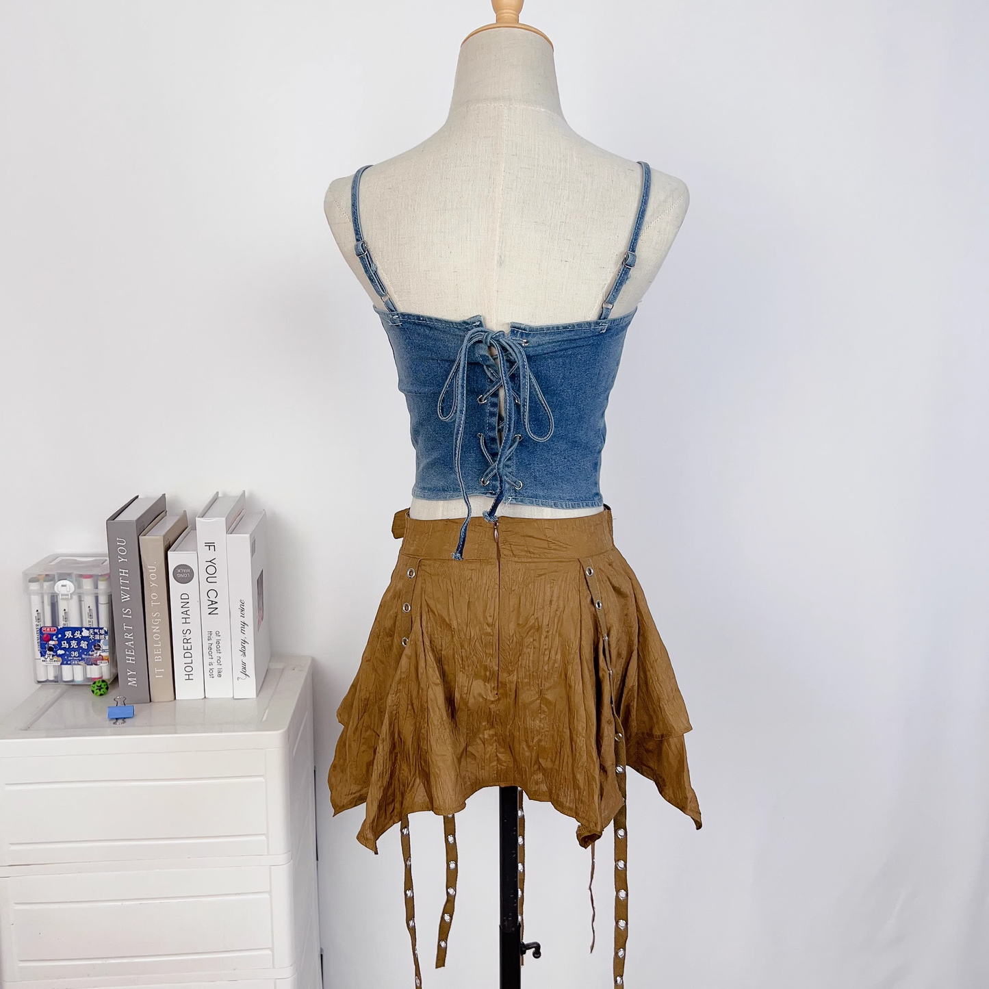 Vintage Irregular Ruffled Skirt Design A-line Casual Sleeveless Denim Vest A Two-piece Dress TP3256