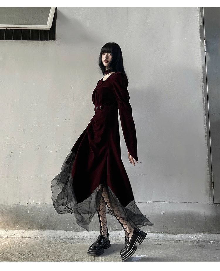 Elegant Fashion Red Velvet Irregular Dress Edge Design Gothic style party High-waisted Long-sleeved Dress TP2915