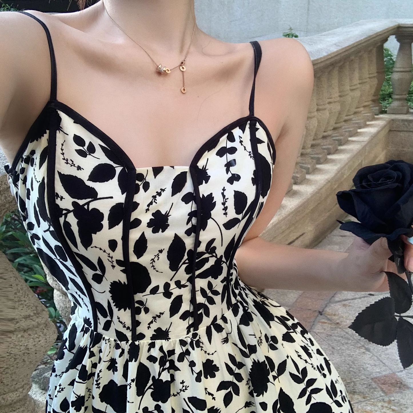 New Fashion Stylish Floral High-waisted Spaghetti Strap Dress TP2989