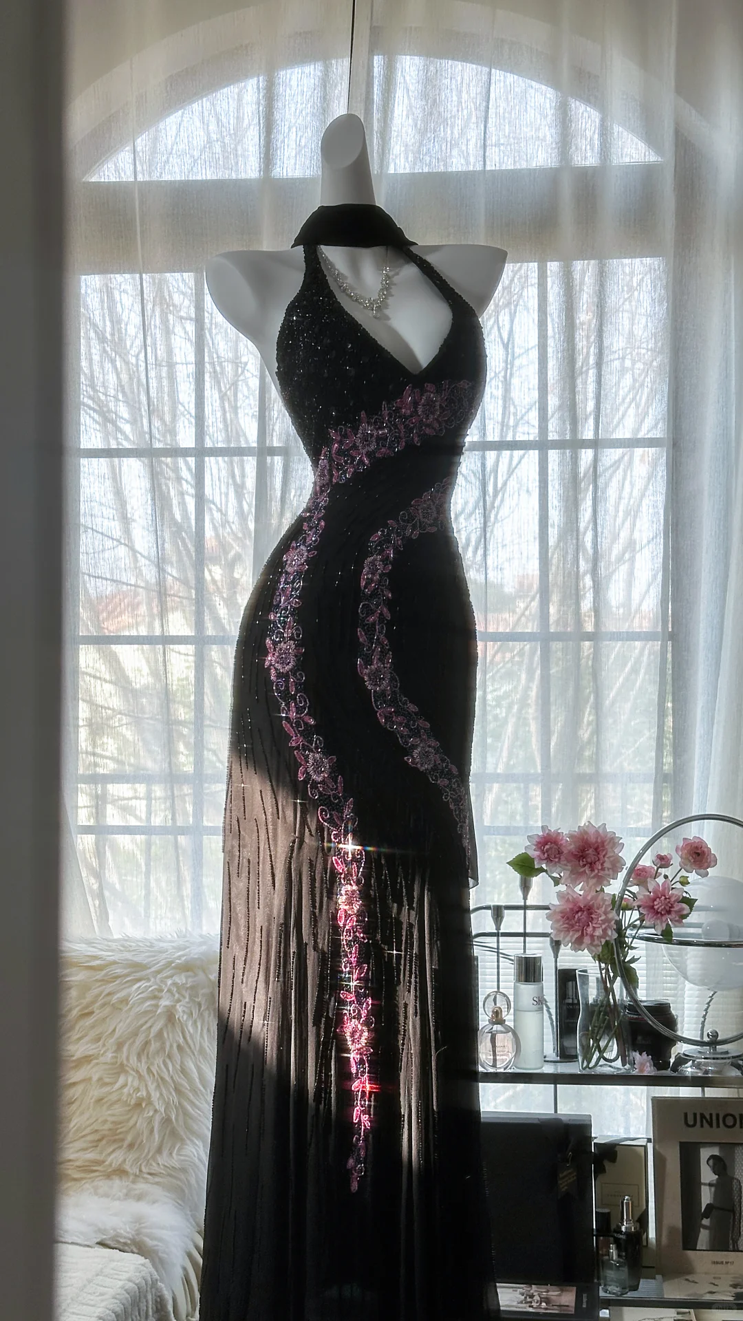 Retro Black V-neck Applique Design Romantic Chiffon Evening Dress Prom Dress TP4011