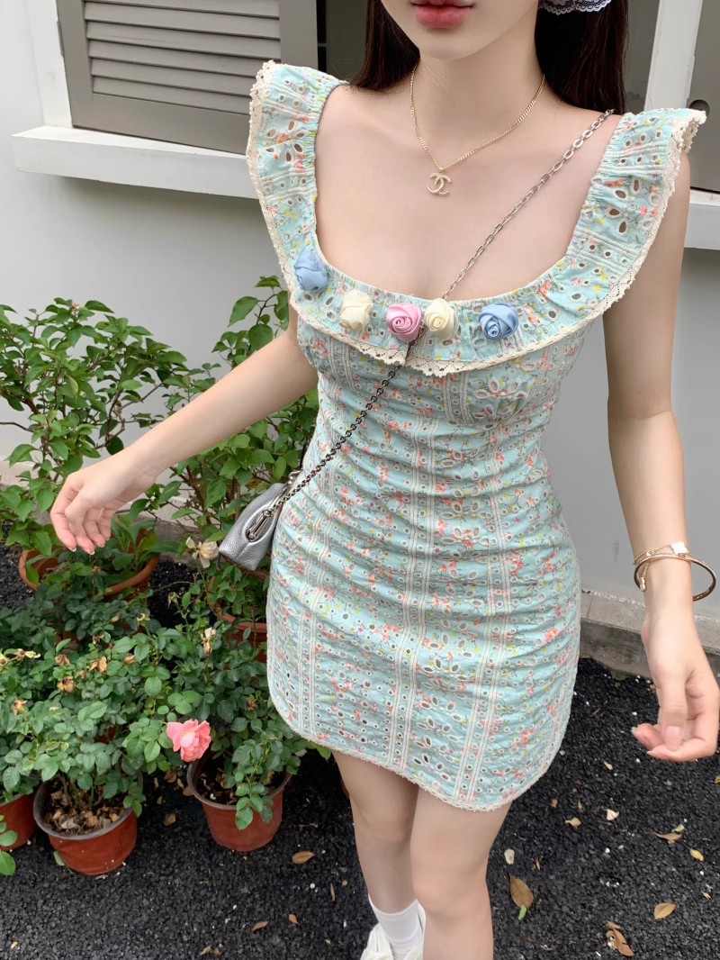 New Fashion 3D Flowers Design A-line Square Collar Floral Dress TP3422