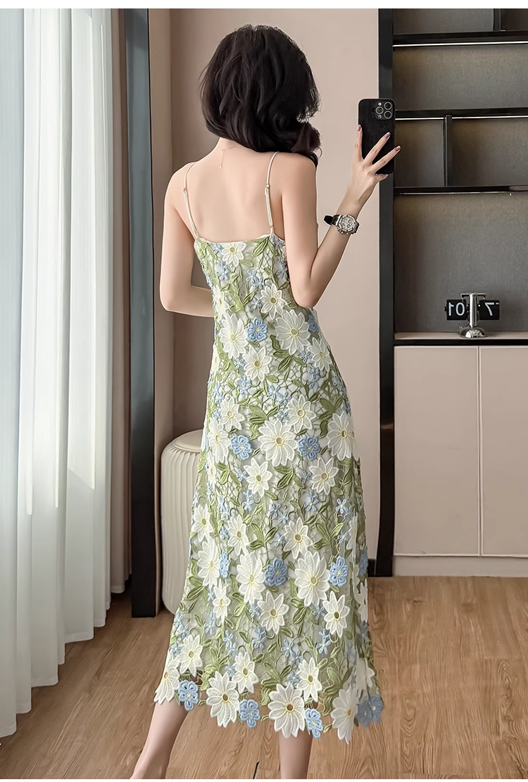 New Fashion Green Floral Embroidery Design Midi A-line Spaghetti Strap Dress TP3343