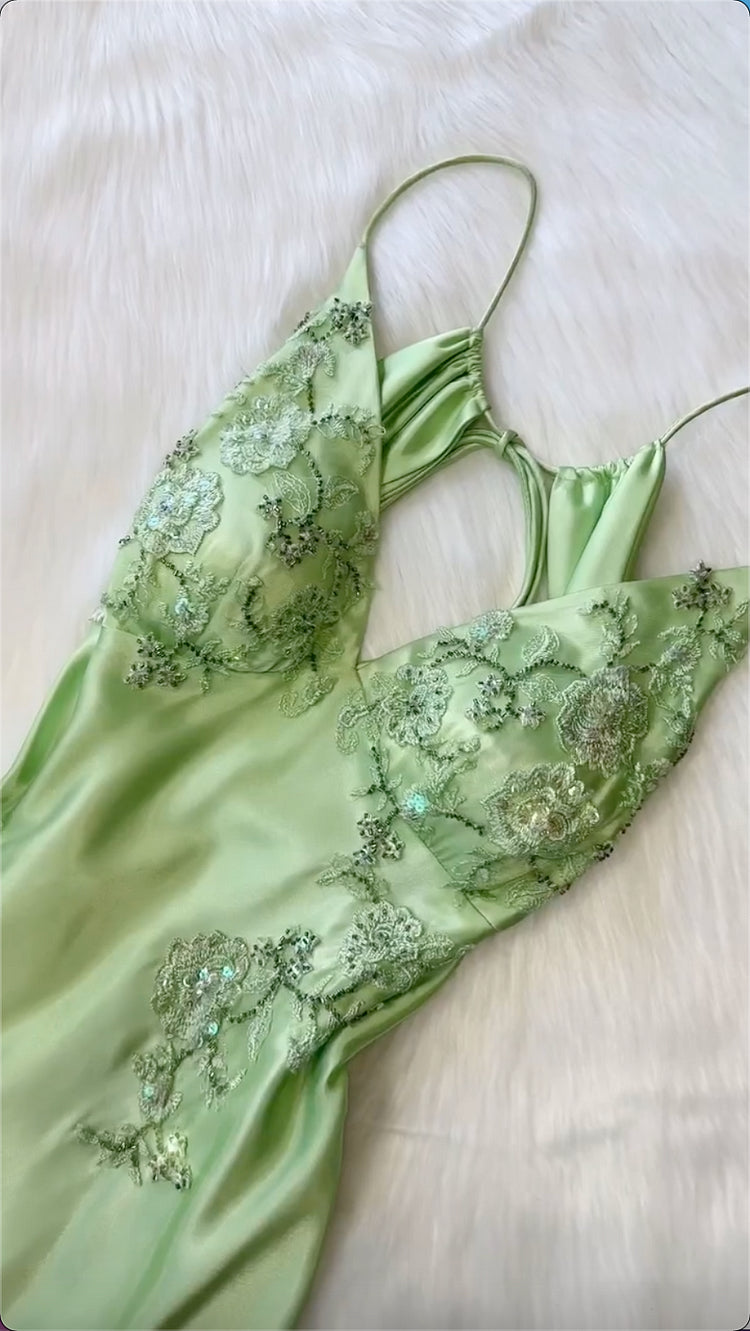 Vintage Green V-neck Embroidery Prom Dress Sheath Ruffled Evening Dress Satin Fairy Dress TP4676