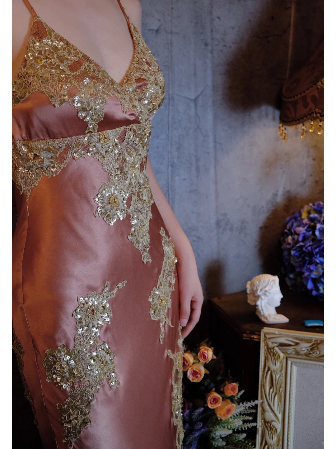 Vintage Champagne Sparkling Beaded Spaghetti Strap Design Elegant Satin Evening Dress Prom Dress TP4029