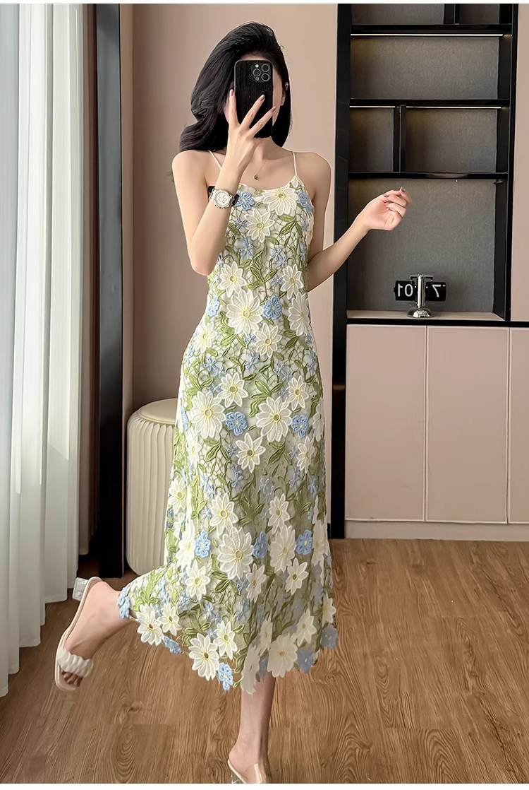 New Fashion Green Floral Embroidery Design Midi A-line Spaghetti Strap Dress TP3343