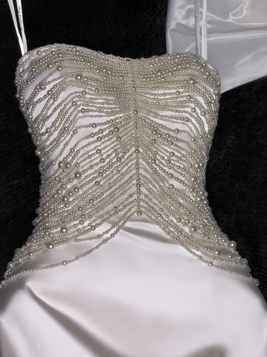 Elegant Ivory Sweetheart Satin Beaded Design Gorgeous Mermaid Floor-length Wedding Dress TP4169