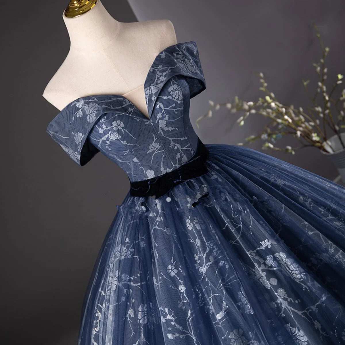 Retro Navy Blue Sweetheart Off-the-shoulder Quinceanera A-Line Long Formal Dress Sweet 16 Ball Gown TP1033