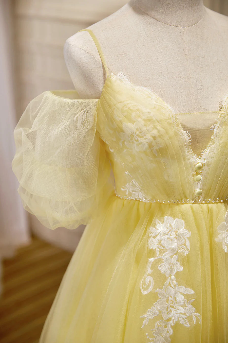 Yellow Lace Short Prom Dress, Off the Shoulder Homecoming Dress TP881