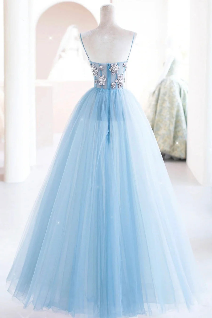 Blue Spaghetti Strap Tulle Beading Long A-Line Prom Dresses TP961