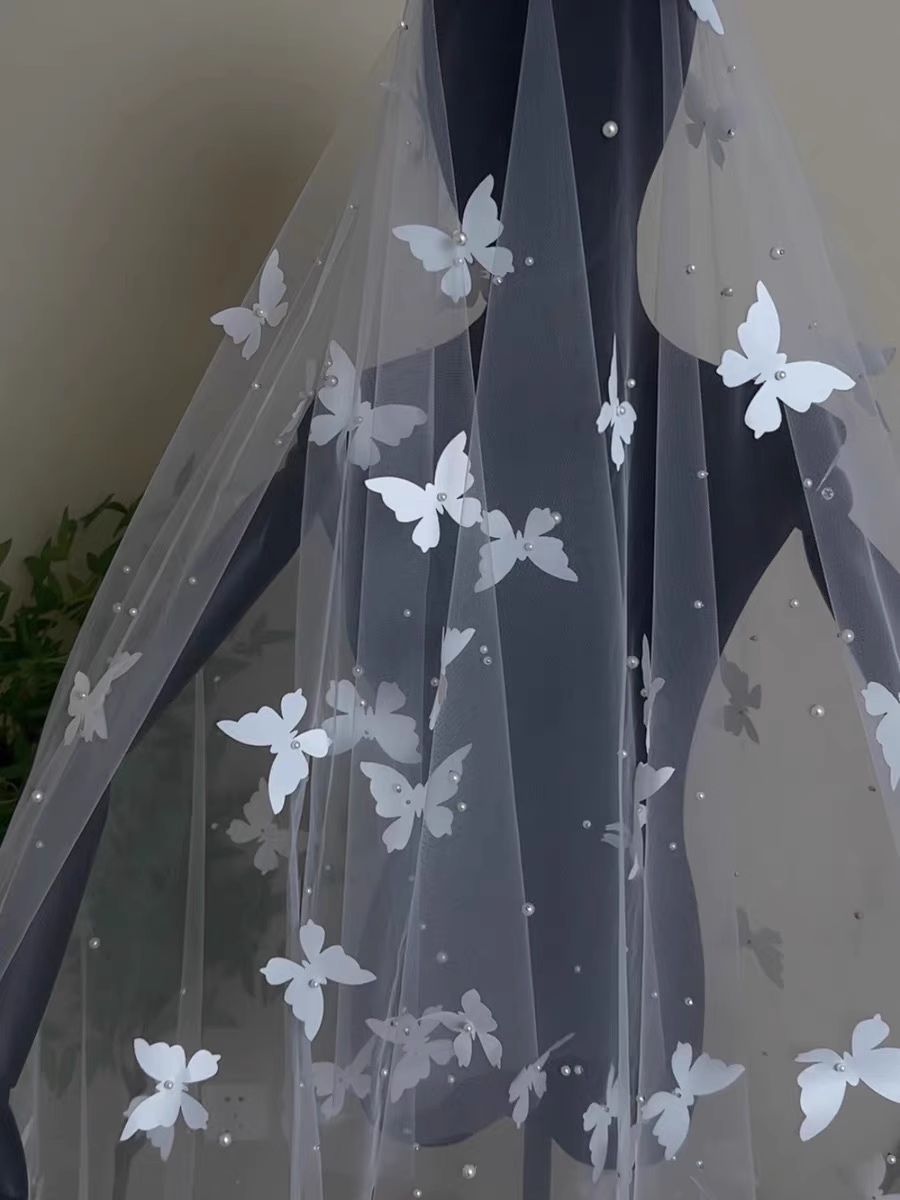 Vintage Elegant White Butterfly Pearl Design Style Long Wedding Veil TP3163