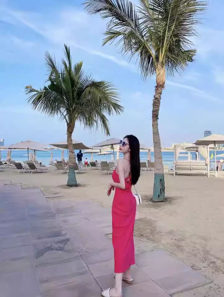 New Fashion Casual Rose Pink Sleeveless Halter Dress TP2976