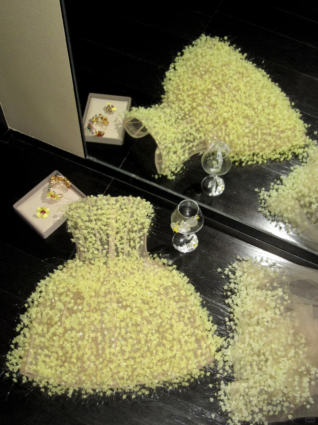 Fashion Yellow Sequined Strapless A-Line Veil Design Tulle Party Dress Homecoming Dress TP4237