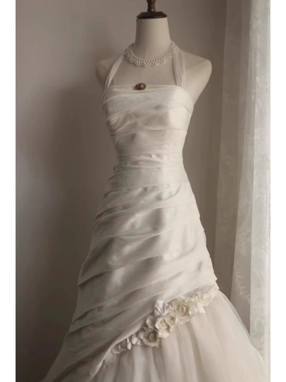 Vintage Draped Satin Floral Applique A-Line Wedding Dress Ivory Halter Neck Bridal Gown TP5153