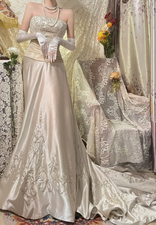 Glamorous Ivory Satin Strapless Sheath Wedding Dress Sheath Bridal Gown TP5257