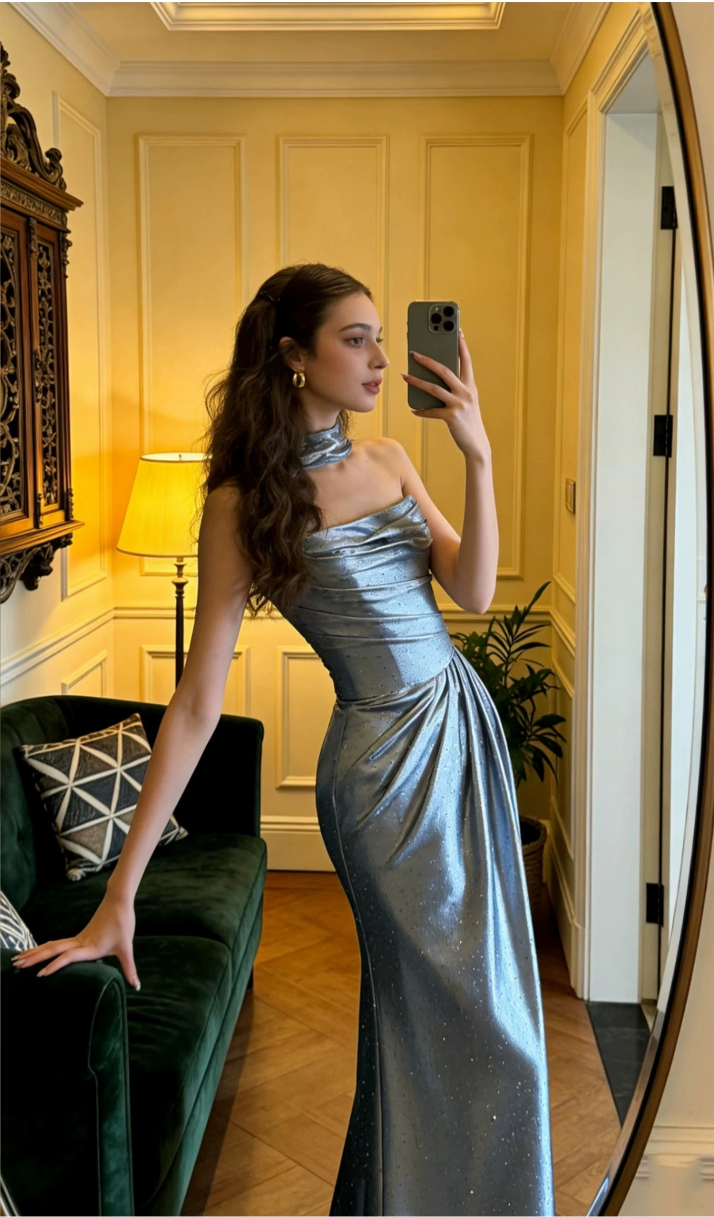 Vintage Sparkling Mermaid Halter-Neck Satin Ruched Prom Dress TP5879