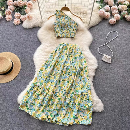 New Seaside Holiday Fashion Short Sleeveless Top High Waist Floral Skirt Two-piece Set TP2858
