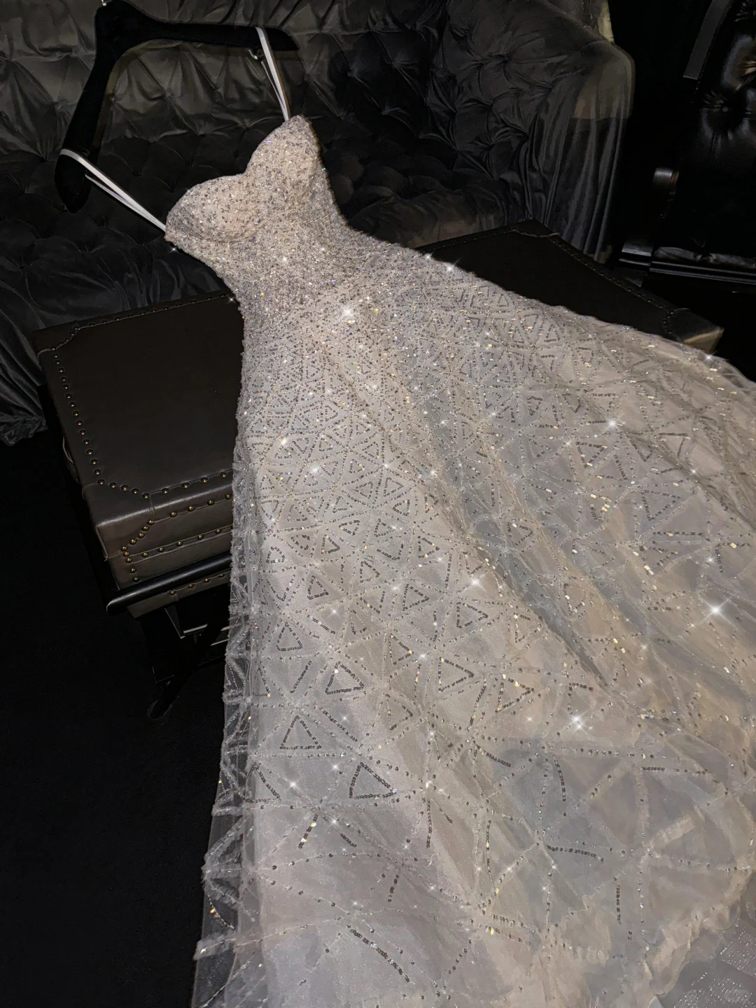 Elegant Sequin Sparkle A-Line Sweetheart Geometric Embroidery Spaghetti Strap Wedding Dress TP5397