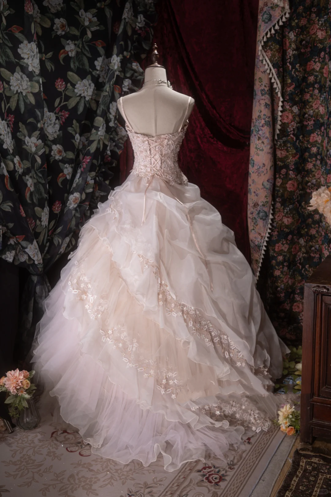 Gorgeous Pink Spaghetti Strap Lace Applique Ruffled Tulle Formal Ball Gown TP5791