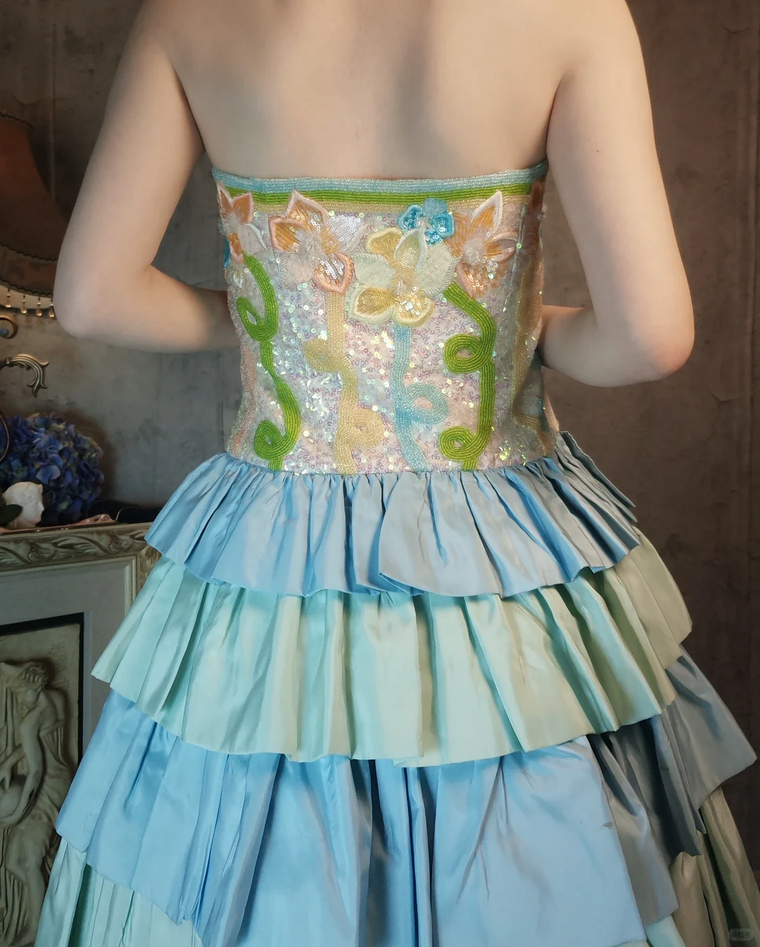 Retro Colorful Strapless Floral Design A-line Short Tiered Homecoming Dress TP4020