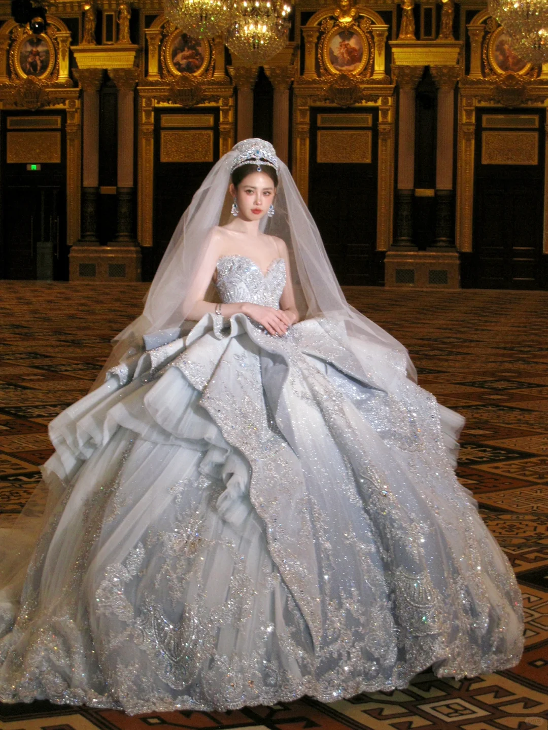 Gorgeous Shiny Beaded Sequined Sweetheart Design A-Line Wedding Dress Ball Gown Prom Dress Evening Dress TP4228