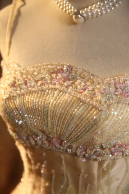 Vintage Pale Yellow Spaghetti Strap Floral Beaded Embroidered Sweet 15 Quinceanera Ball Gown TP5527