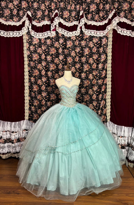 Retro Sweetheart Strapless Beading A-Line Tulle Quinceanera Dresses Evening Ball Gowns TP3790