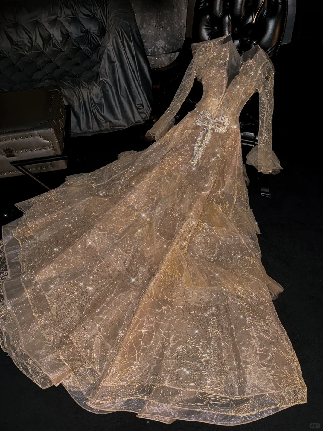 Vintage Gold Sequin Lace Long-Sleeve V-Neck Beaded Bow Formal Evening Gown TP5394