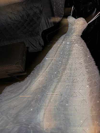 Elegant Sequin Sparkle A-Line Sweetheart Geometric Embroidery Spaghetti Strap Wedding Dress TP5397