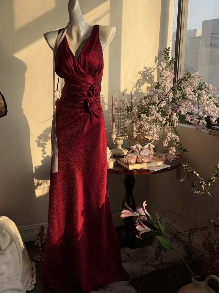 Vintage Burgundy V-Neck Sleeveless Mermaid Ruched Waist Floral Prom Dress TP5848