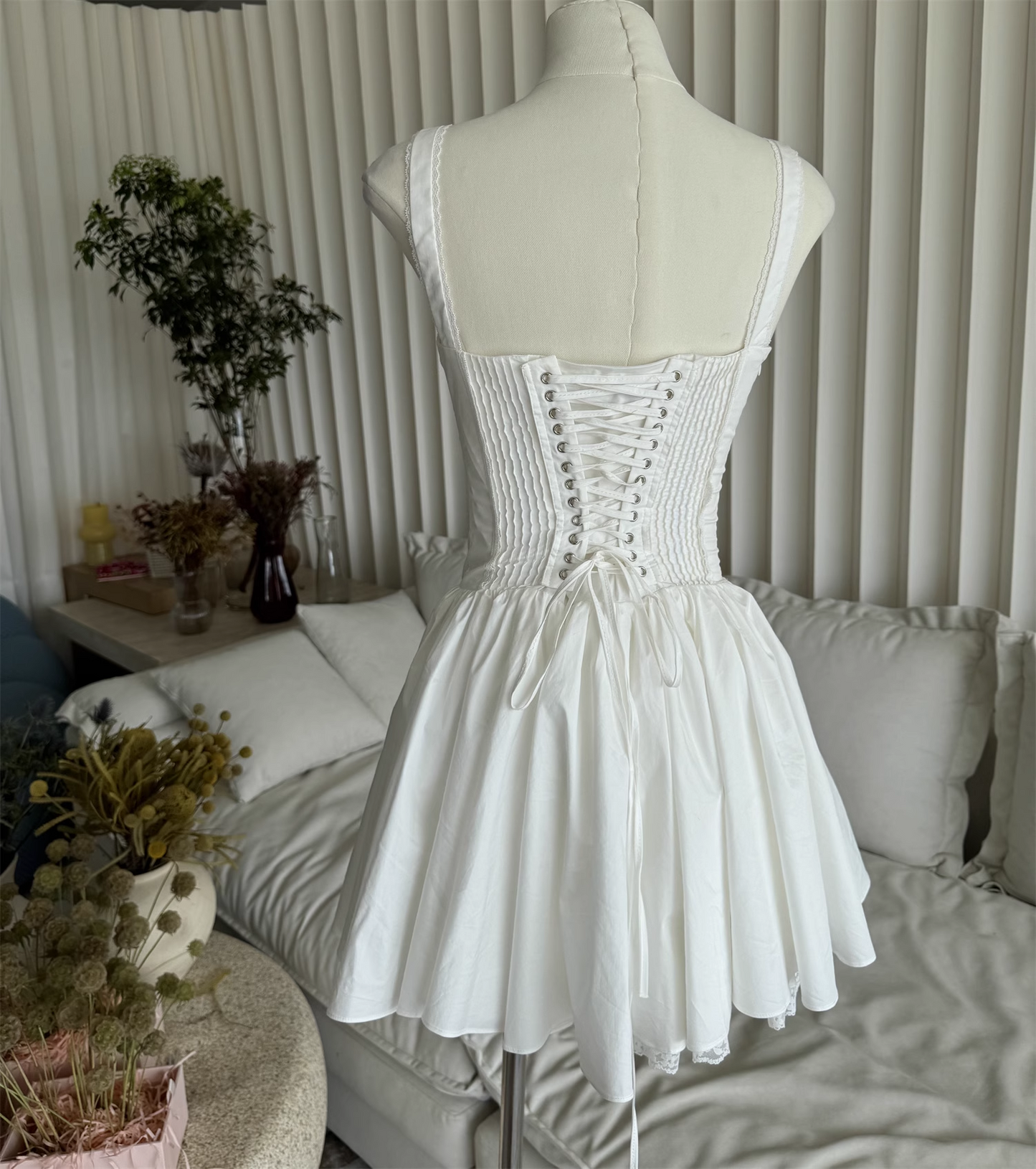 Fashion White Lace Design A-line Lace-up Party Dress Homecoming Dress TP3856