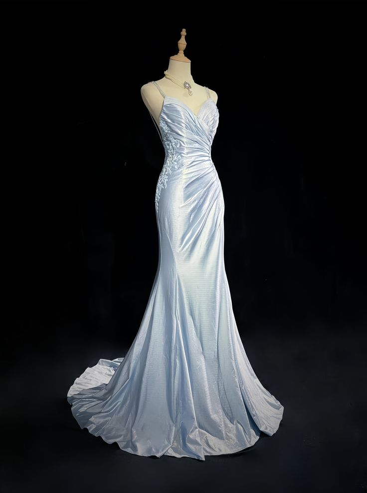 Glamorous Light Blue Embroidery Beaded Prom Dress Mermaid Sweetheart Spaghetti Strap Evening Gown TP5205