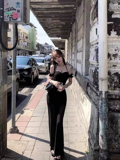 Fashion Sexy Black Lace Cutout Sleeved Backless Halter Dress TP2973