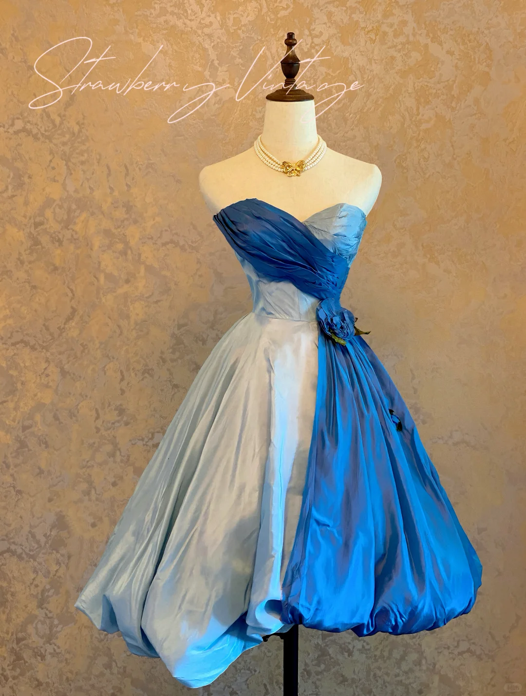 Vintage Sweetheart 3D Floral Strapless A-Line Satin Homecoming Dress Party Dress Short Cocktail Dress TP5160