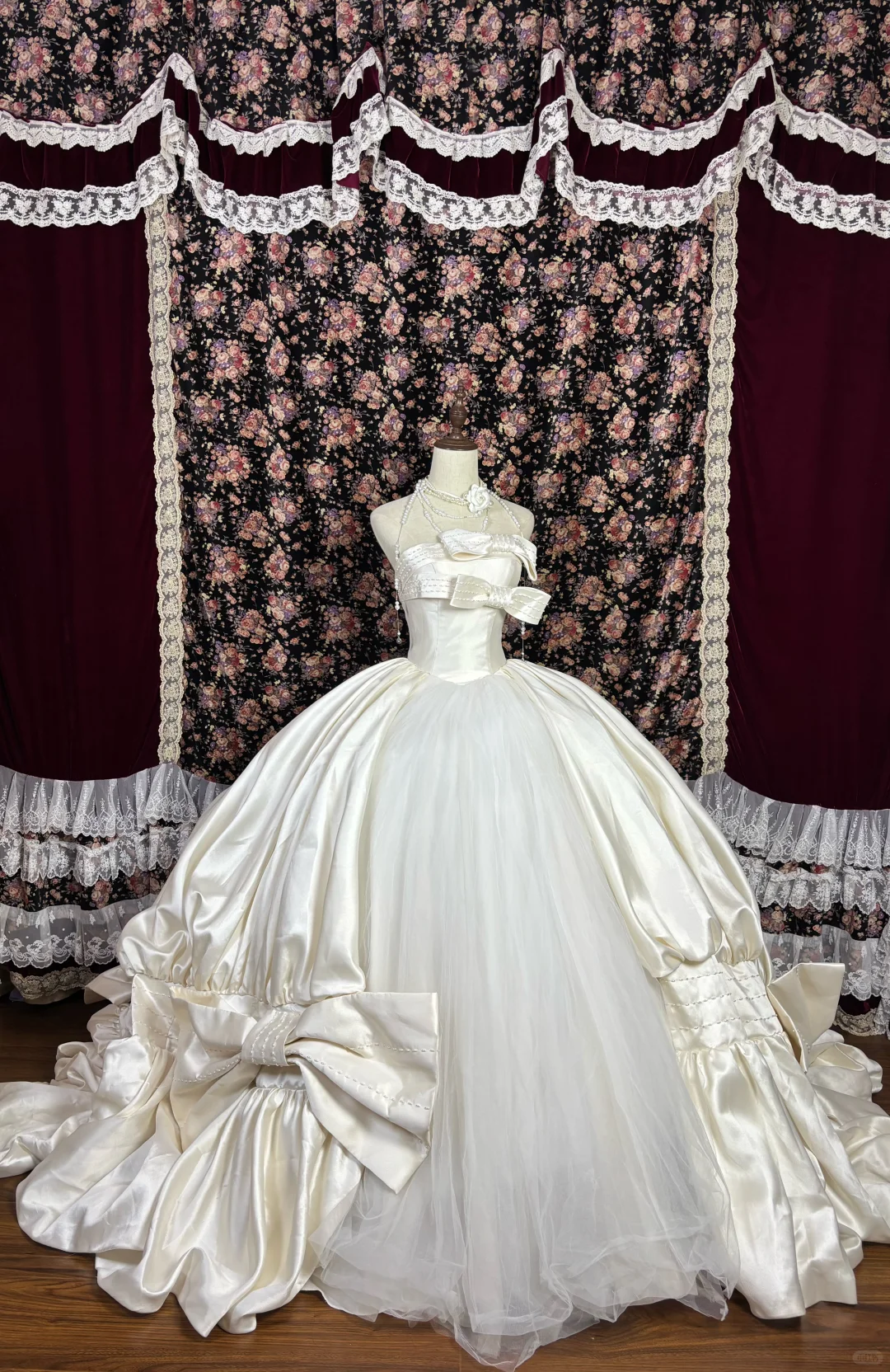 Enchanting Princess Satin & Tulle Strapless Oversized Bows Wedding Dress TP5342