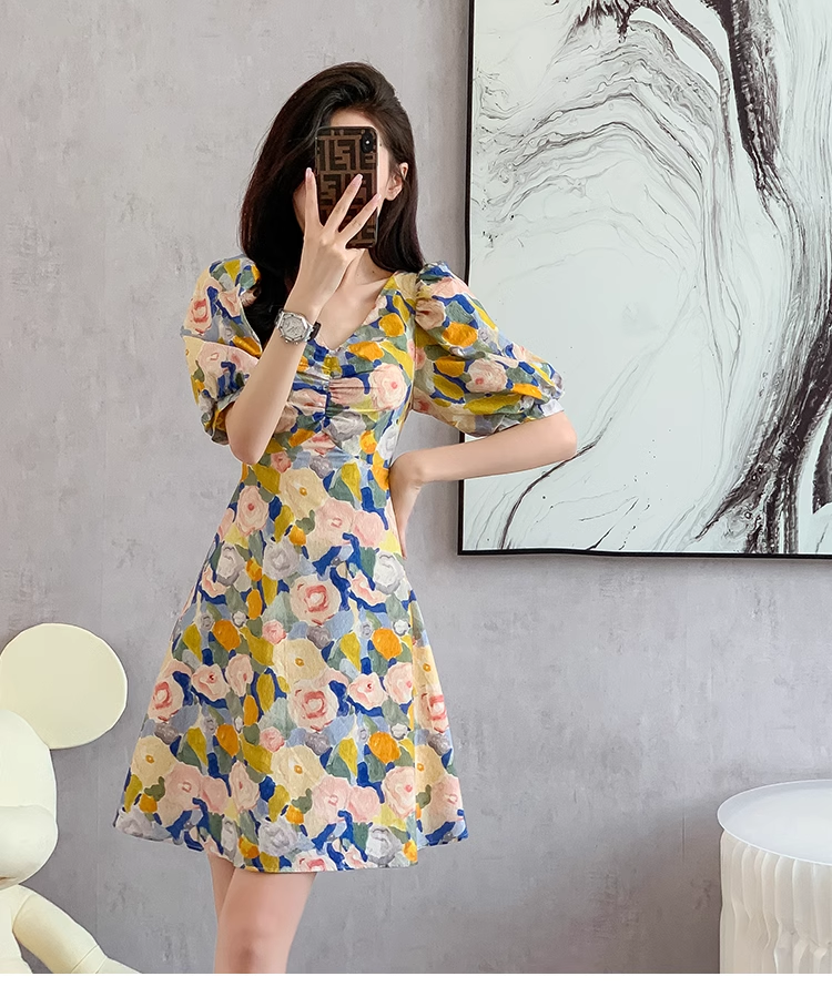 New Fashion Simple Floral Short Sleeves Design V-neck Slim Dress TP3052