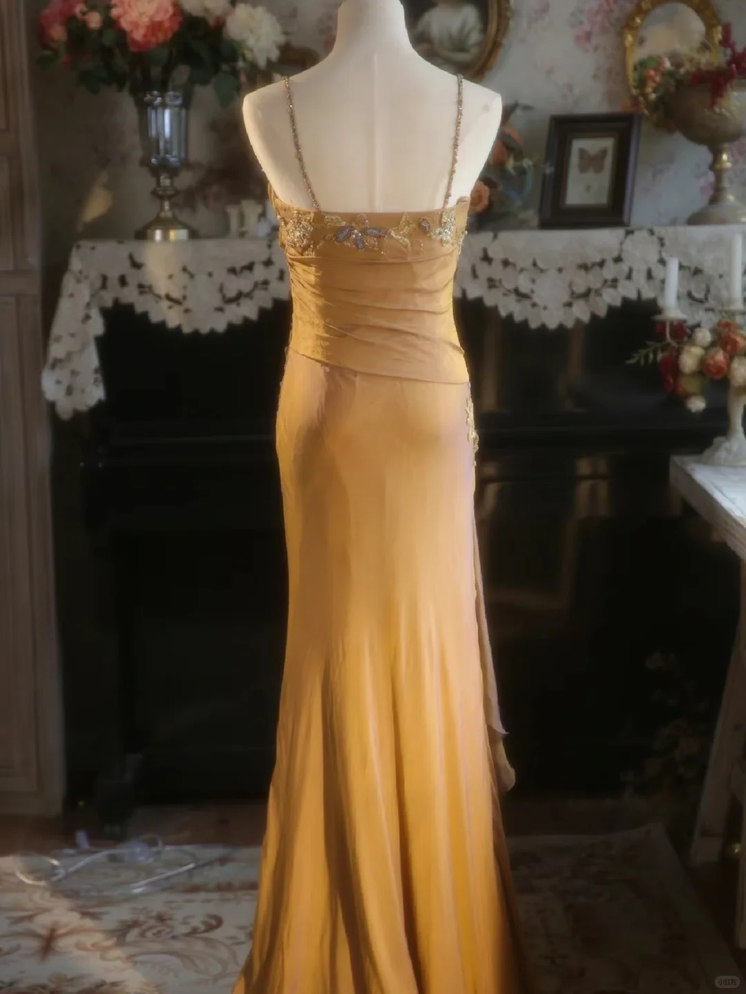 Vintage Saffron Yellow Spaghetti Strap Sequin Floral Applique Mermaid Evening Gown TP5530