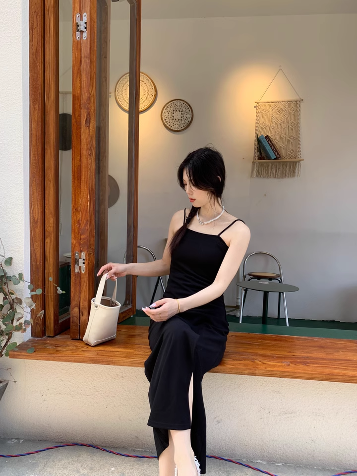 Elegant Fashion Black Sleeveless Spaghetti Strap Dress TP2975