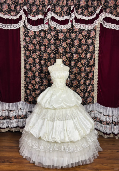 Gorgeous Lace Embroidery Beaded Sweet 16 Quinceanera Strapless A-Line Floor-length Tiered Prom Dress Evening Dress Ball Gown TP4393