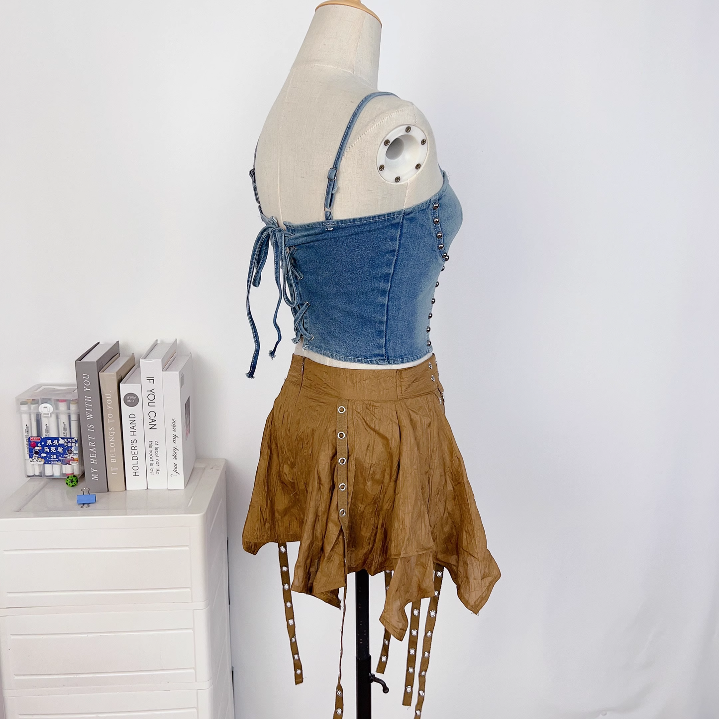 Vintage Irregular Ruffled Skirt Design A-line Casual Sleeveless Denim Vest A Two-piece Dress TP3256