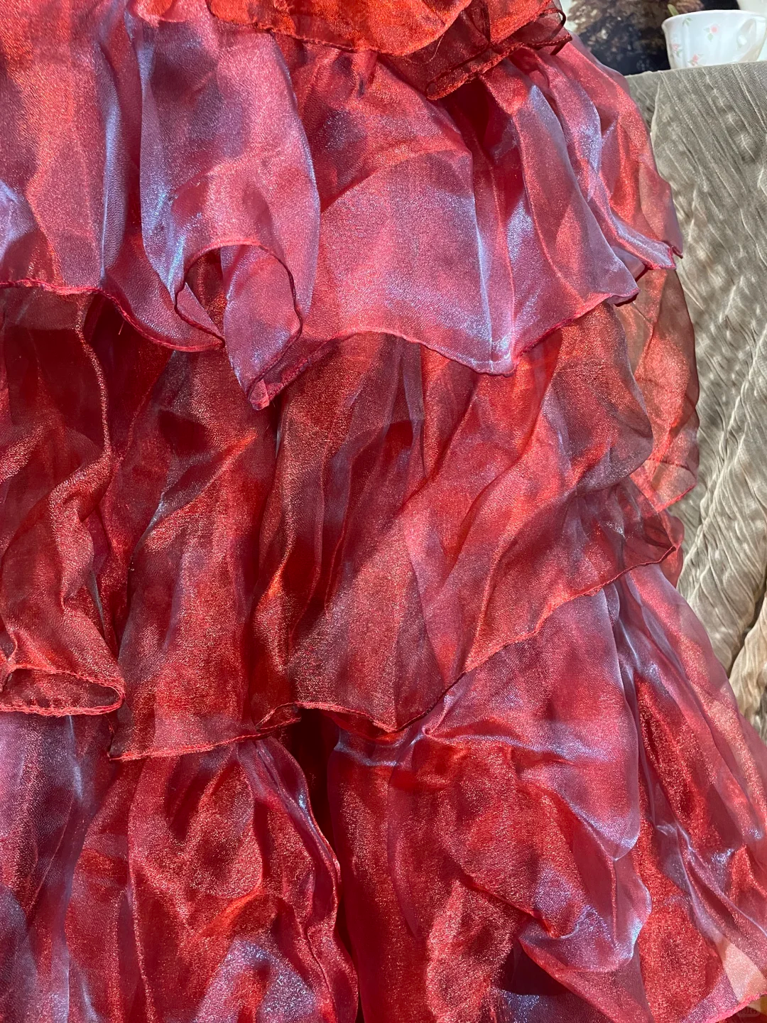 Vintage Burgundy Ruffled Tulle Mermaid Spaghetti Straps Beaded Evening Gown TP5457