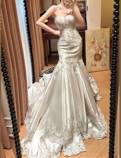 Vintage-Inspired Ivory Satin Mermaid Wedding Dress Lace Appliques Strapless Sweetheart Bridal Gown TP5140