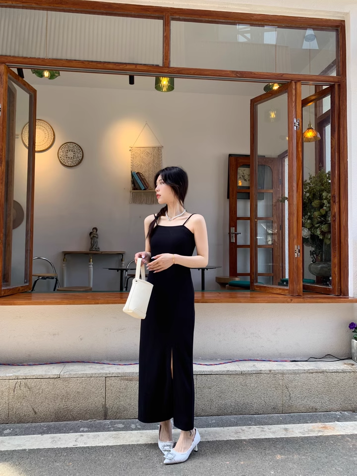 Elegant Fashion Black Sleeveless Spaghetti Strap Dress TP2975