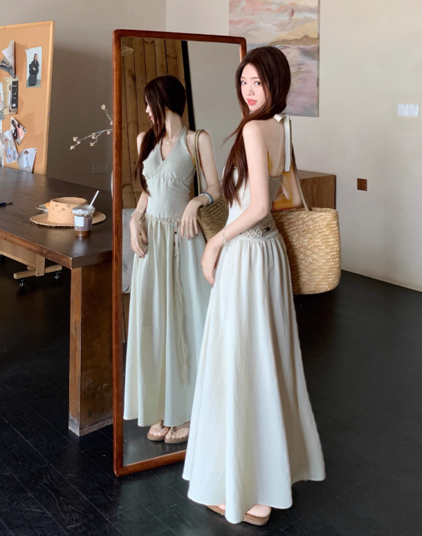 Simple Fashion Beige V-neck Design Beach Holiday A-line with Belt Halter Dress TP3371