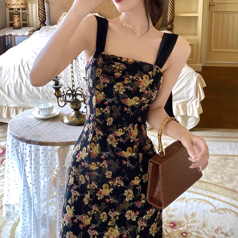 New Elegant Floral Design Slim Spaghetti Strap Dress TP2993