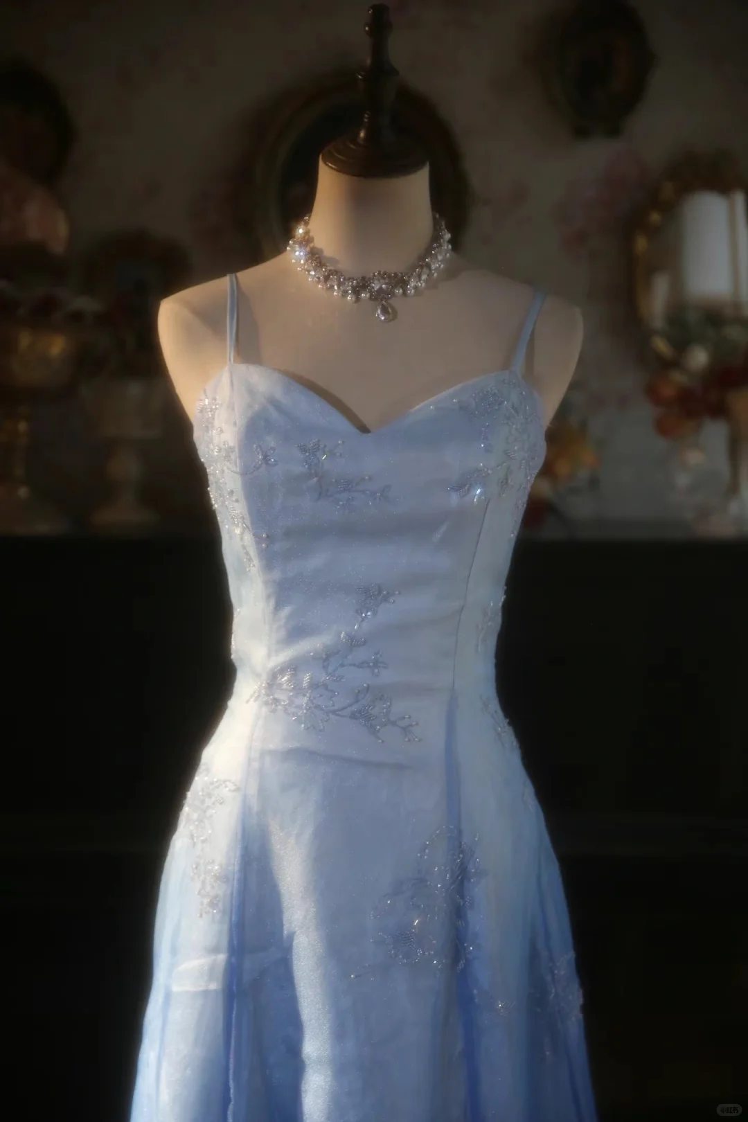 Vintage Light Blue Spaghetti Strap Sequin Evening Gown TP5529
