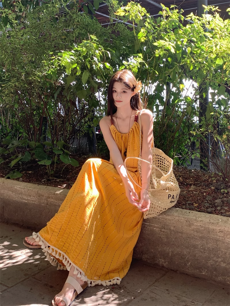 Simple Fashion Yellow Loose-fitting Design Beach Holiday A-line Long Spaghetti Strap Dress TP3336