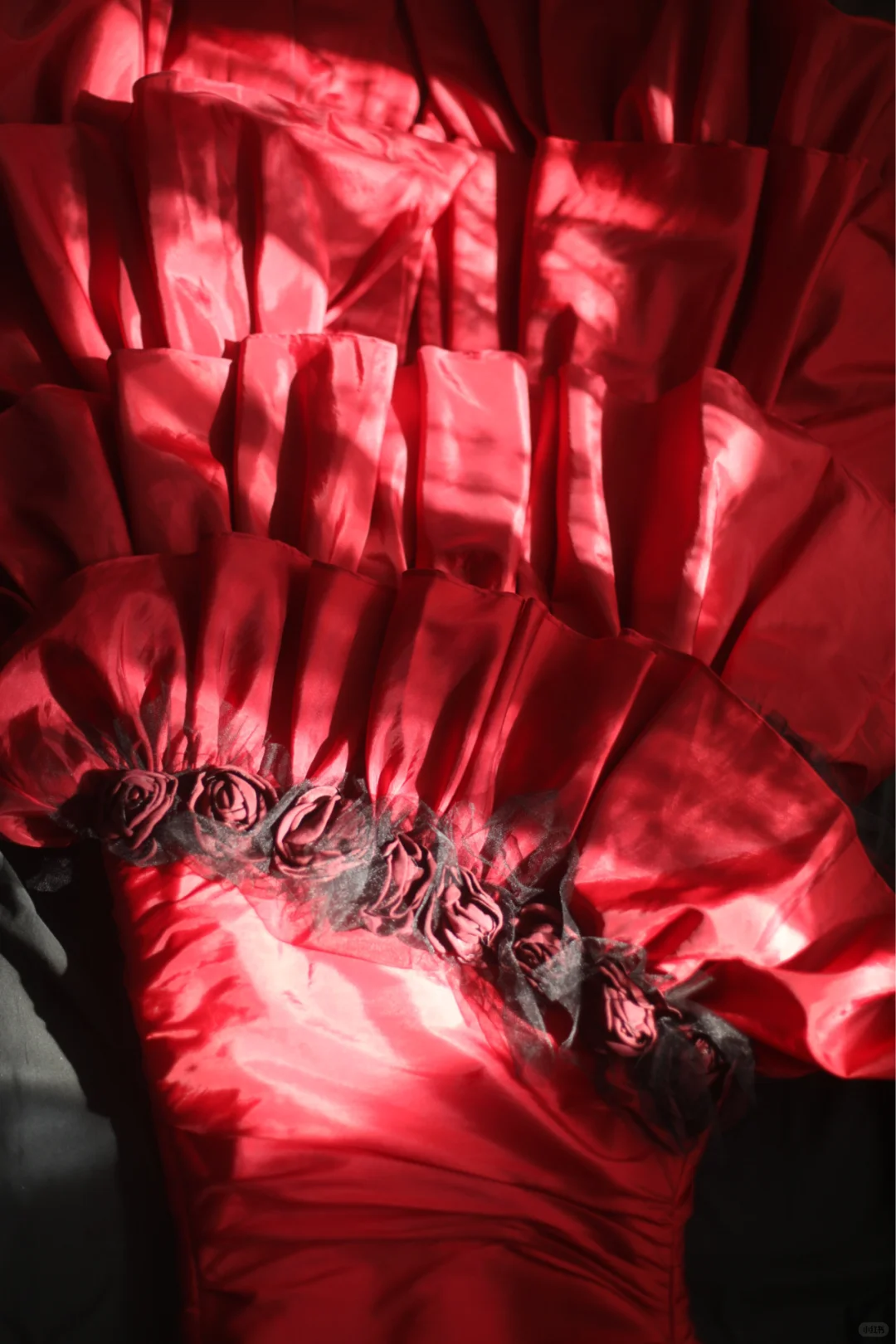 Elegant Red Sweetheart Evening Gown A-Line Strapless Tiered Prom Dress TP5219