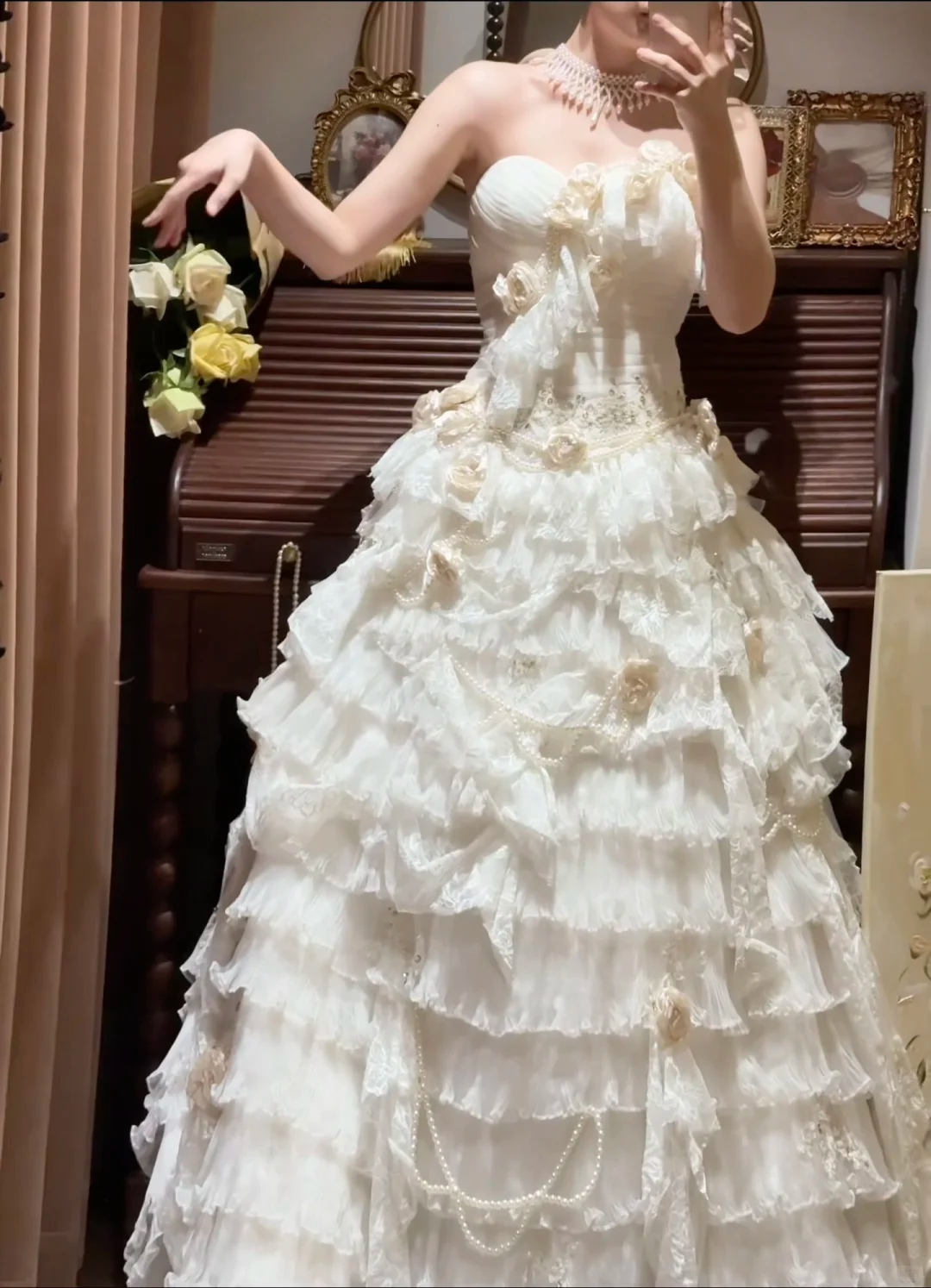 Vintage Strapless Ruffled Lace 3D Florals Pearl Accents Tiered Wedding Dress TP5327